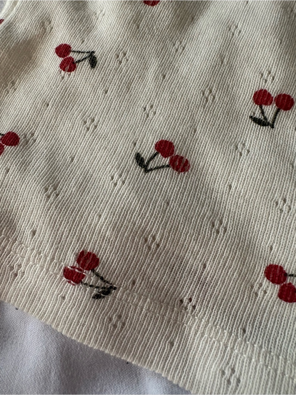 Brandy Melville Cream Cherry-Print Sleep set - Picture 4 of 9